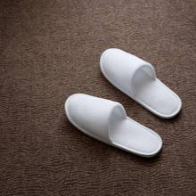 Load image into Gallery viewer, Zoe Hotel Luxury Thick Disposable Slipper - Indoor Slipper - Zoe Home®
