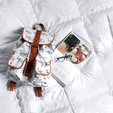 Load image into Gallery viewer, Duck Feather Duvet Insert / Quilt Hotel Quality - Super Single / Queen / King - Zoe Home®
