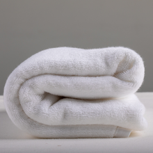 Load image into Gallery viewer, 100% Cotton Bath Towel
