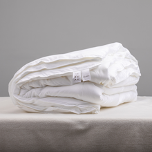 Load image into Gallery viewer, Premium Duvet Insert / Quilt
